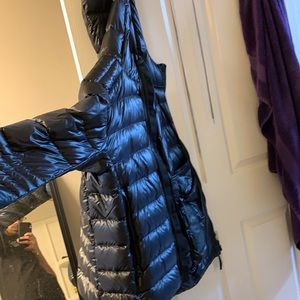 Canada Goose Men’s Jacket/Zip Hoodie/Coat